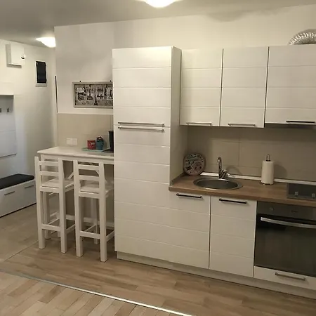 Apartman Dora Apartment