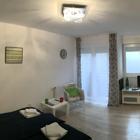 Apartment Apartman Dora